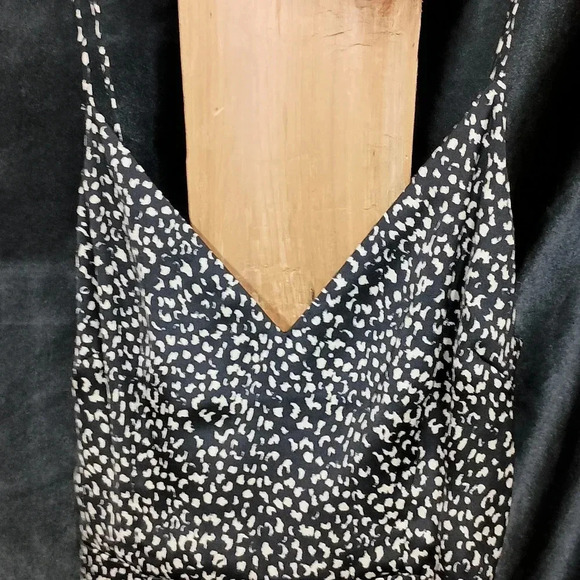 Floor length spaghetti strapped leopard print dress size small - Picture 5 of 9